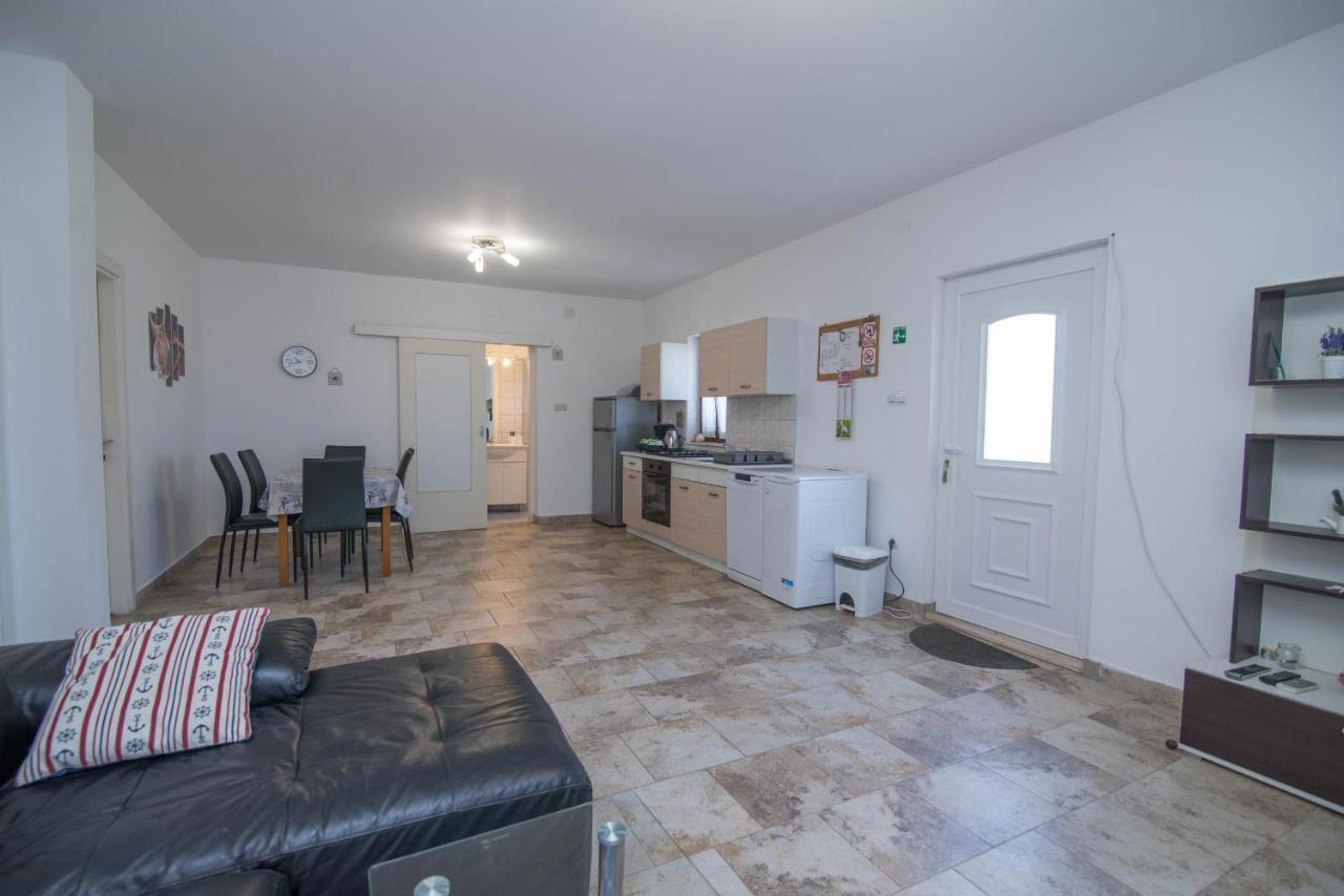 App Bonic Veli Lošinj Exterior foto